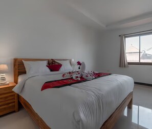 Double Room - Cozzy Dewiana Guesthouse (Seminyak)