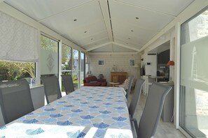 Dining - Les coquillages, with garden and close to the sea (Langrune-sur-Mer)