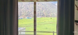 デラックス トリプルルーム 禁煙 専用バスルーム | 内装