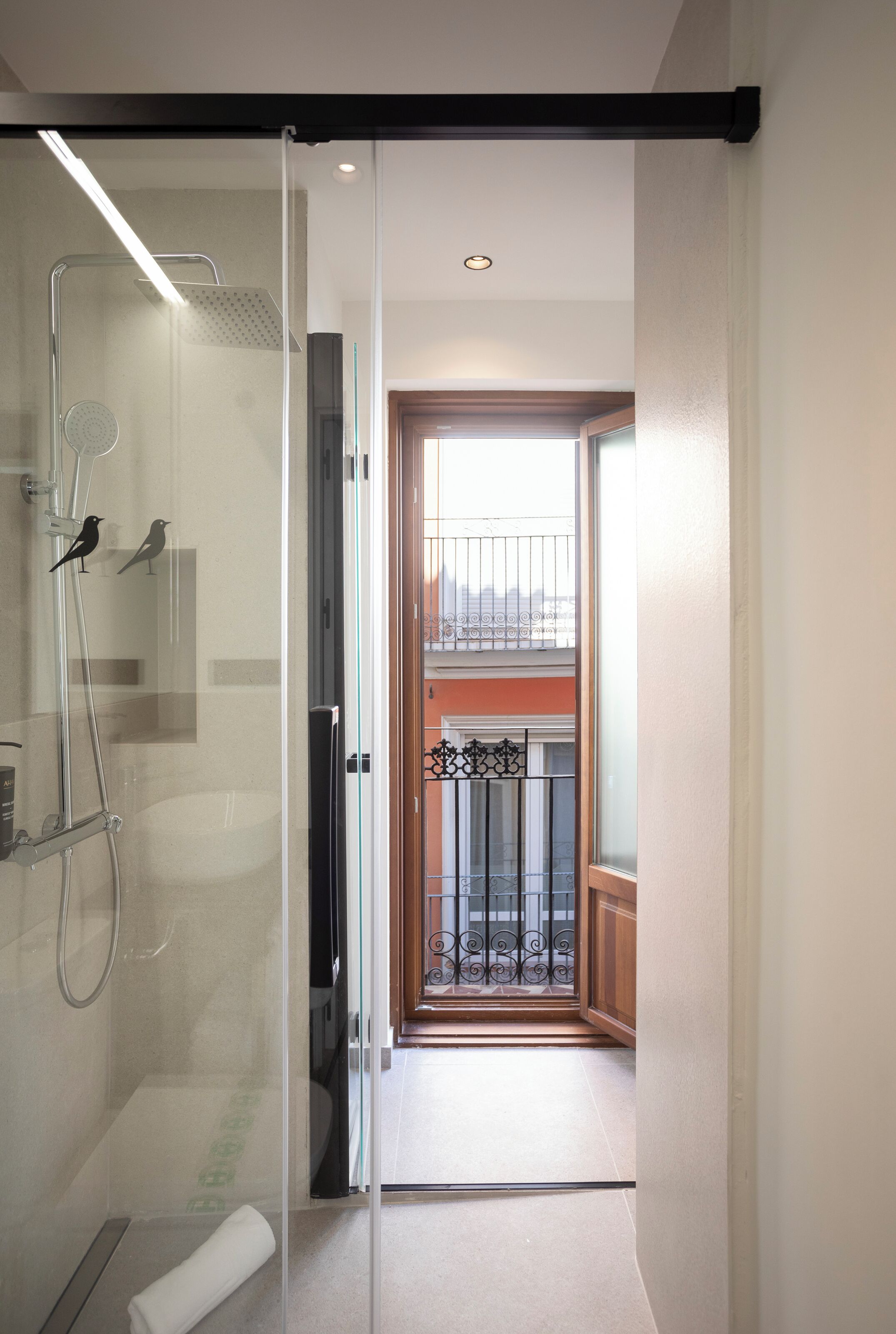 Standard Apartment, City View | Bathroom | Shower, hair dryer, towels, soap