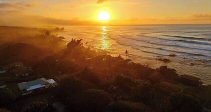 Spacious 4-bedroom home with AC located minutes from Hale’iwa town and Waimea