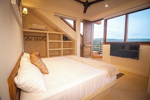Apartment, Pets Allowed, Ocean View | Free WiFi, bed sheets