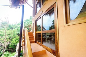 LÀgenhet - 2 sovrum - husdjur tillÄtna - utsikt mot bergen | Terrass/Patio
