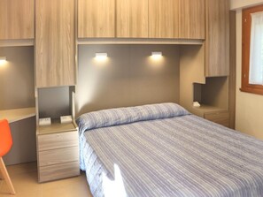 3 bedrooms, Internet - Comfortable stay with balcony and garden (Lignano Sabbiadoro)