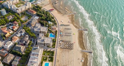 Familiar seaside apartment in Lignano