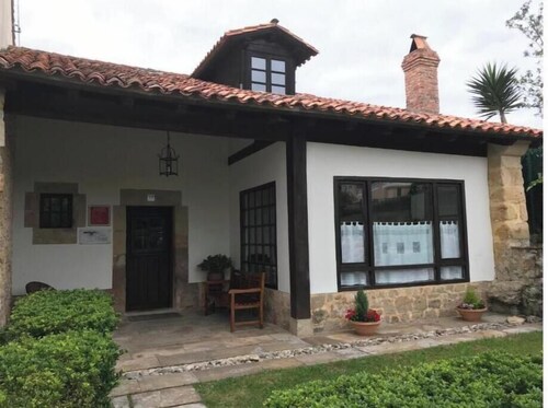 Casa Taté in Trasvía, Comillas — Space and serenity to share