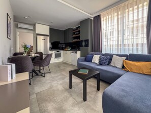 Living area - Qoople Prive 6 - Cozy 1-bedroom apartment in charming Alanya (Alanya)