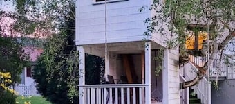 Family house on the Rax with garden, tree house & trampoline (8 pers.)