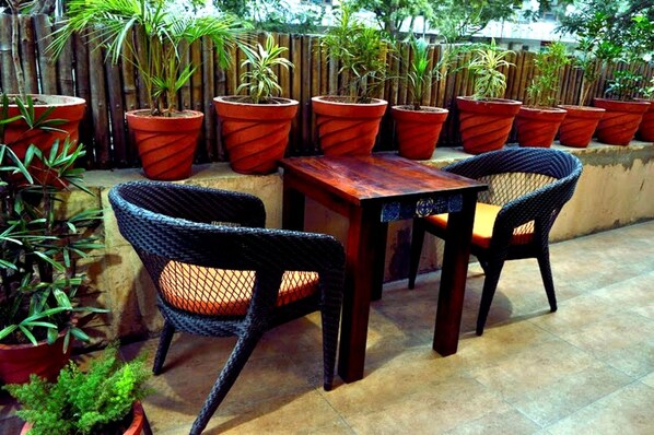 Outdoor dining - Divine Heritage Hotel (Jaipur)