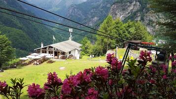 Enceinte de lâhĂ©bergement