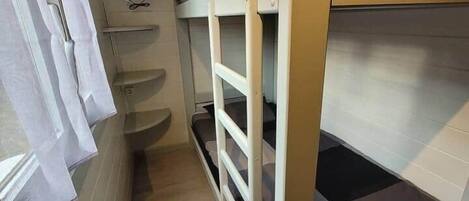 2 chambres, accĂšs au Wi-Fi (inclus), literie fournie