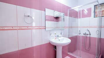 Apartment, Garden View | Bathroom