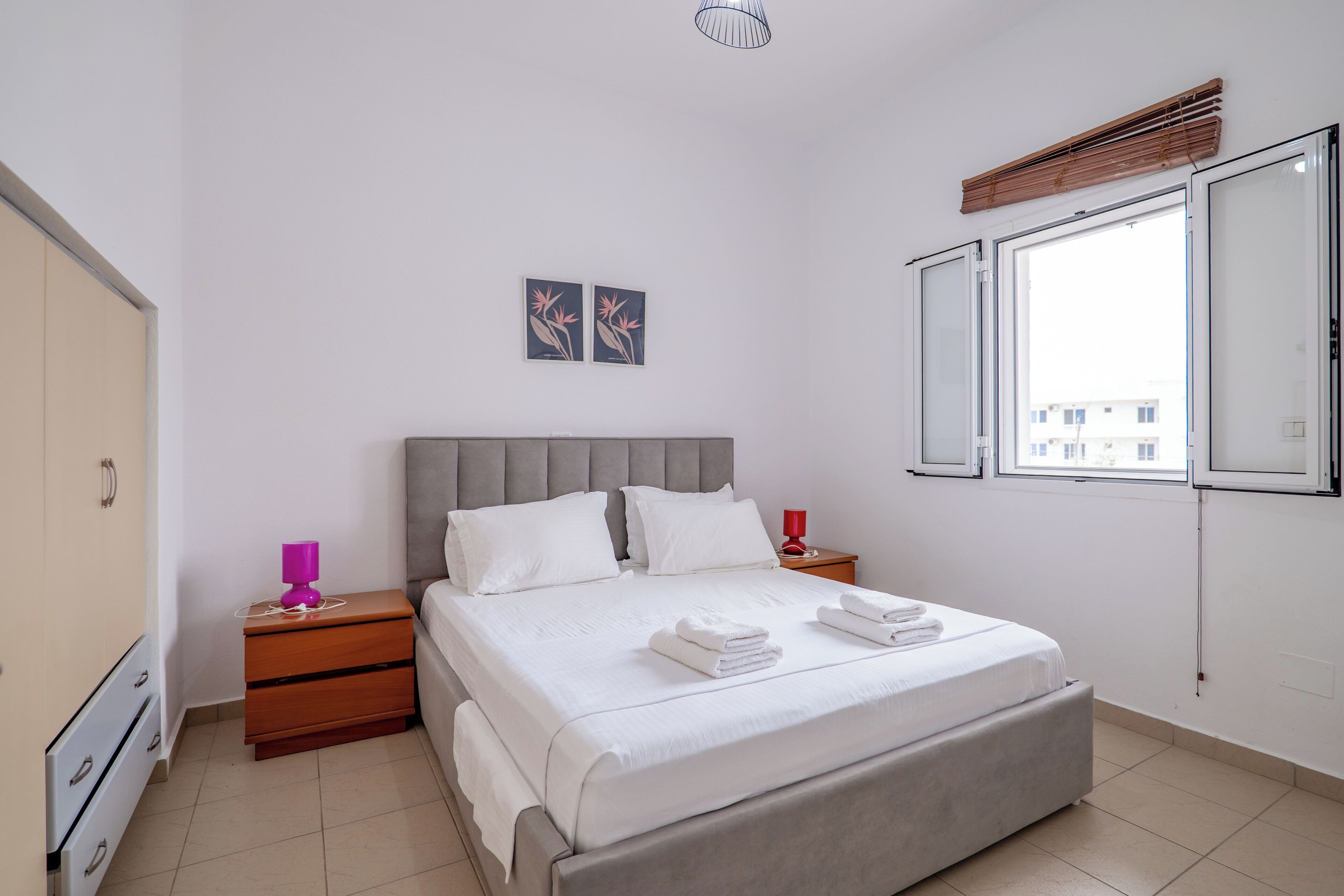 Apartamento familiar | Escritorio, wifi gratis, ropa de cama