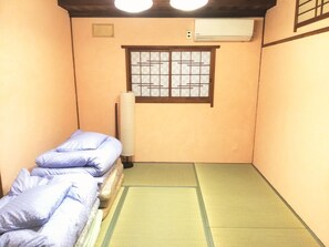 Interior - Hostel Caranashi (Osaka)