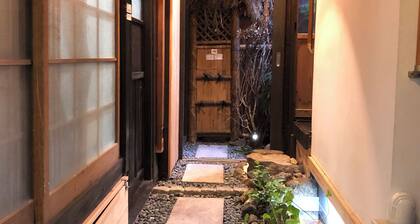 Kyomachiya Tsubaki Ann Kyoto