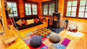 Interior - Asobi No Cottage Hatsukaichi (Hatsukaichi)