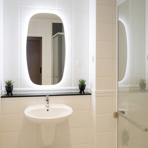 Room, 1 Bedroom | Bathroom - Room-tranquil Haven Om Hollow (Cape Town)