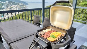 屋外ダイニングエリア