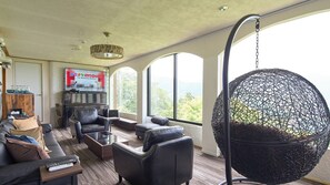 Living area - Villa Atami Sui (Atami)