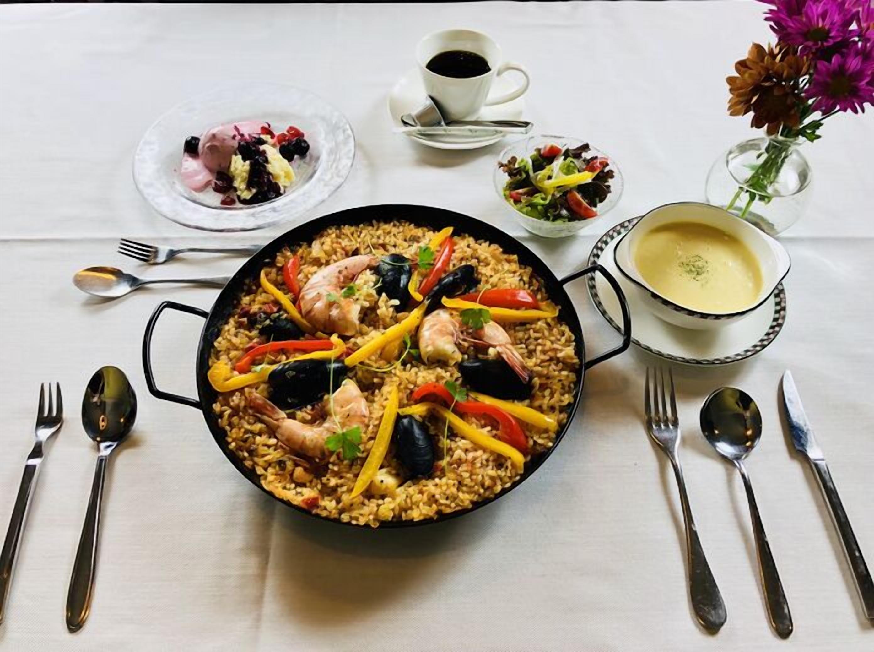 Makanan dan minuman
