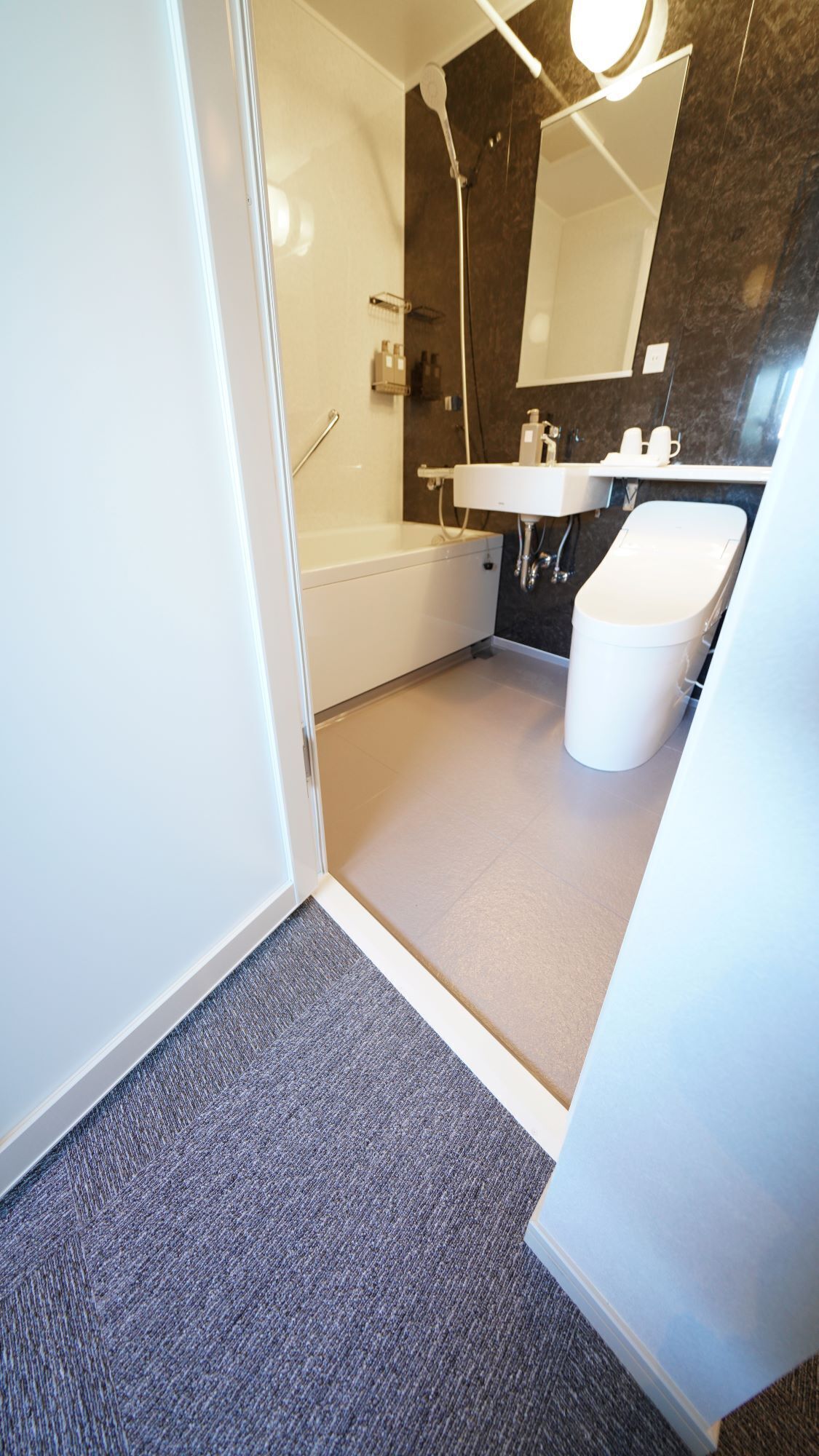Bad | Hårføner, såpe og sjampo