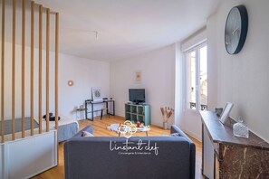 1 bedroom, WiFi, bed sheets - Bright cocoon near the station - Pets OK (Le Mans)