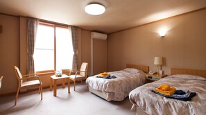 Room - Utopia Warakuen Shiriuchi Onsen Ryokan (Shiriuchi)