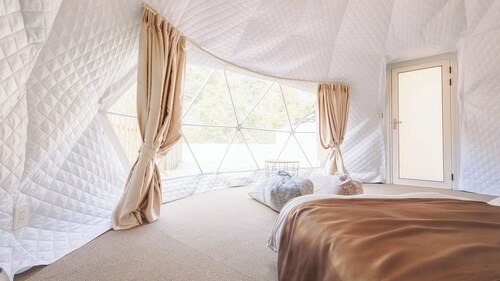 Riverside Glamping Kamiseno