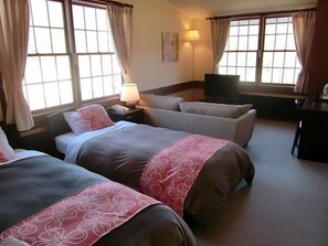 Room - Auberge Resort Inn Bonheur (Chino)