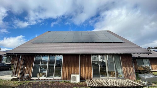 Tabinoyado Tenohirani Taiyonoie