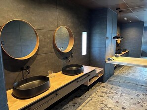 Bathroom - Guest House Shiraishi (Munakata)