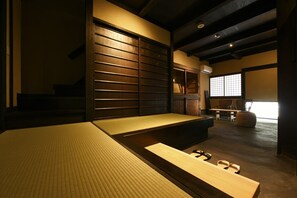 Interior - Kuraya Omiya Shimabara (Kyoto)
