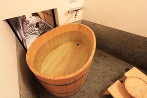 Bathroom - Higashiyama Awata-an (Kyoto)