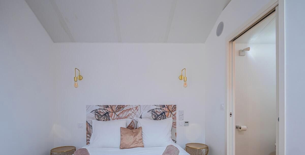5 Schlafzimmer, Bügeleisen/Bügelbrett, Reisekinderbett, WLAN