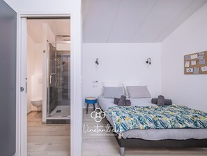 Room - Vrbo Property (Dollon)