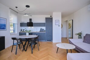 Dining room - City Lux Suite (Split)