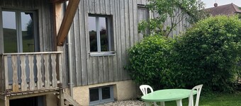 Studio "L'Herba" overlooking fields.
