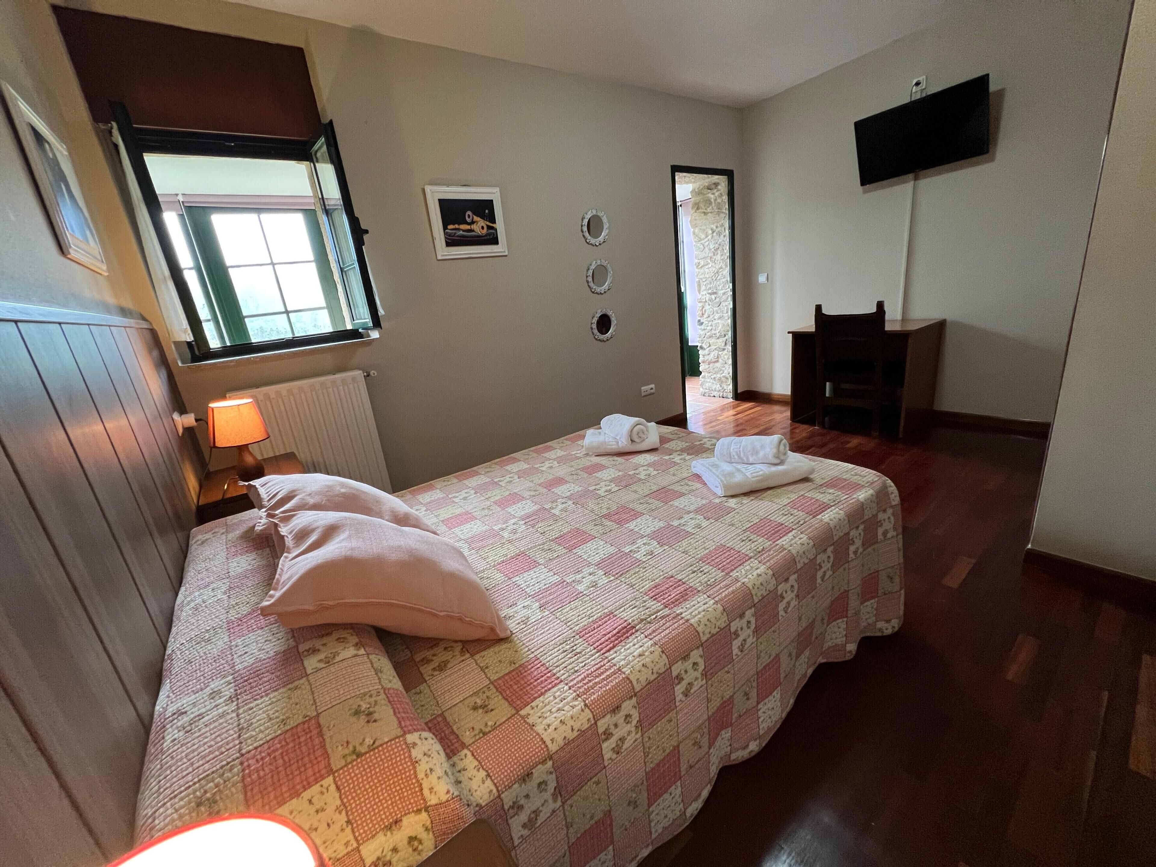 Gallery Double Room, Garden View | Desk, free WiFi, bed sheets