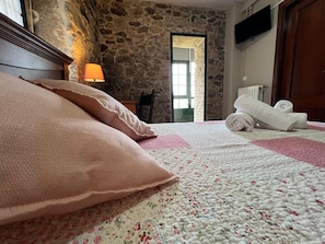 Habitación Gallery doble, vistas al jardín | Escritorio, wifi gratis, ropa de cama