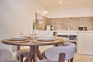 cuisine ouverte  - Beautiful AC Duplex Bastille Le Marais (Paris)