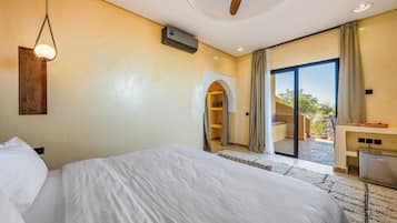 Deluxe-sviitti, 1 suuri parisänky, vuoristonäköala, vuorten lähellä