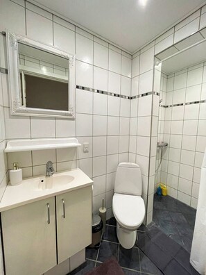 Bathroom - Cozy, bright and central apartment in Esbjerg (Esbjerg)