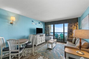 TV - Beach and Golf 1 Bedroom Condo 9th Floor (Myrtle Beach)