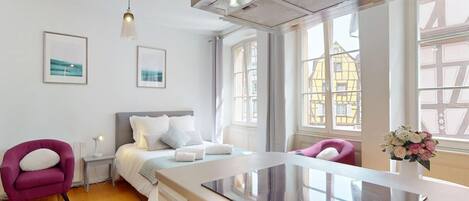 Wi-Fi gratuit, draps fournis