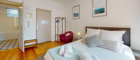 Wifi gratis y ropa de cama