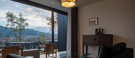 Standard Villa, River View | Living area