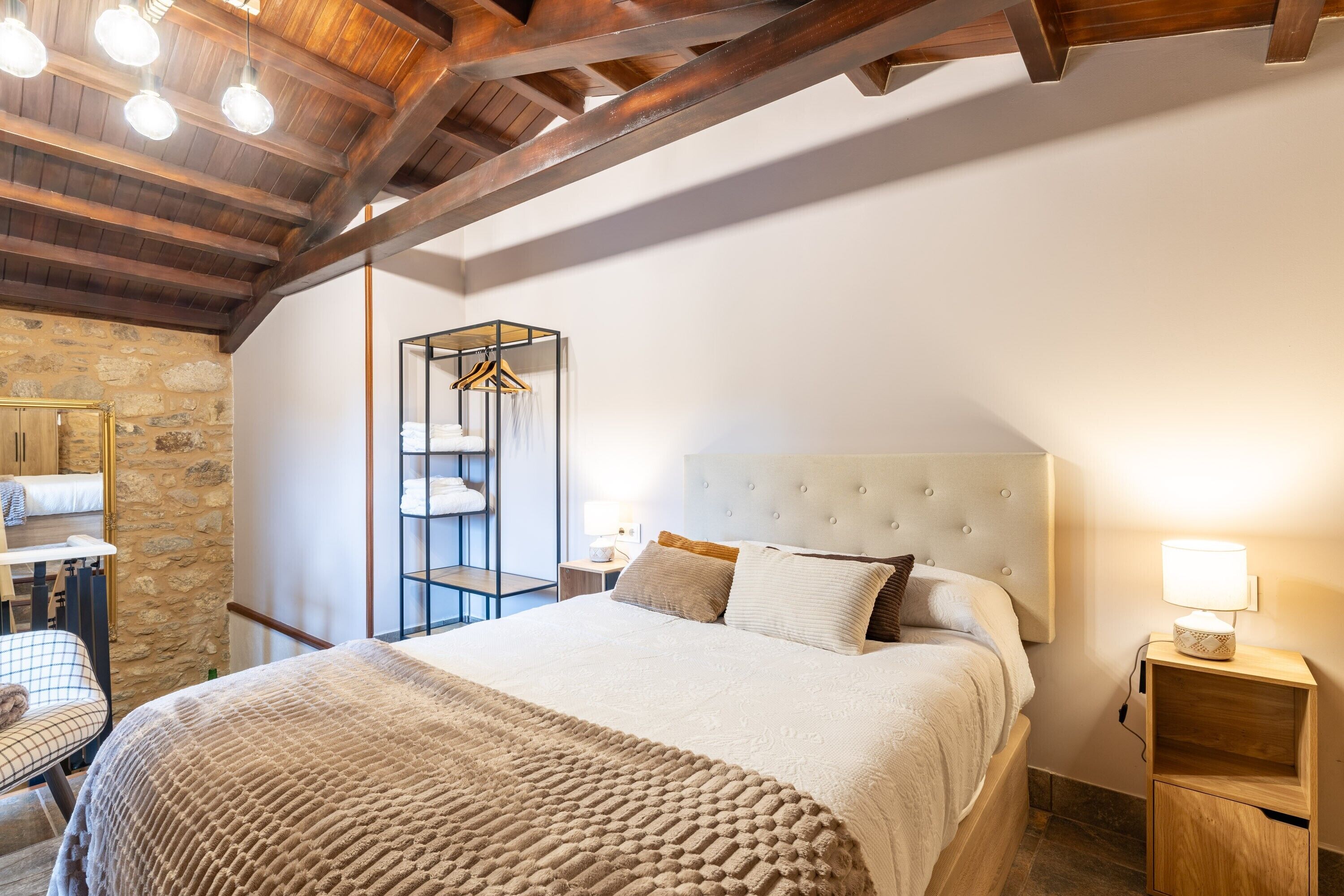 1 chambre, fer et planche à repasser, Wi-Fi, draps fournis