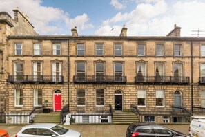 Exterior - Rannoch Apartment (Edinburgh)