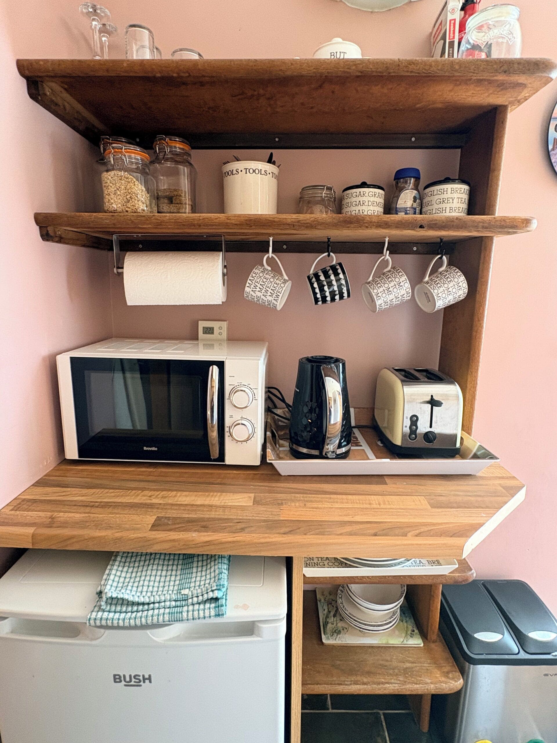 Superior Triple Room, Pets allowed | Private kitchen