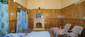 Forest Rest House Gahan